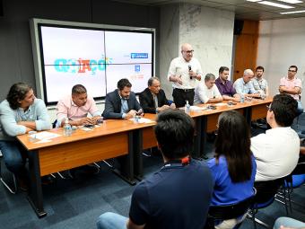 Programa "Golaço" foi apresentado nesta segunda-feira, em reunião na Sala Azul do Paço - Crédito: Carlos Bassan
