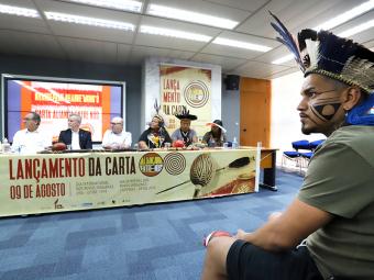 Lideranças dos povos indígenas foram recebidas na Sala Azul - Crédito: Fernanda Sunega