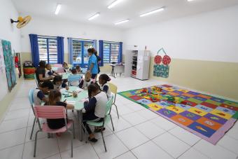 Alunos do Centro de Educação Infantil Sônia Maria Alves de Castro Perez, Jd. Maria Rosa, em 23/11/2023  - Crédito: Fernanda Sunega